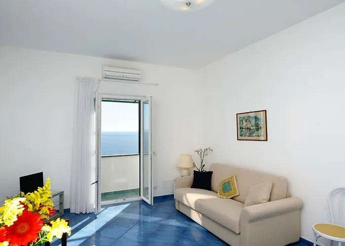 Blue Flowers A Apartment