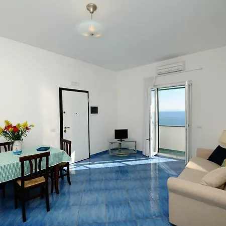 Blue Flowers A Apartment Amalfi