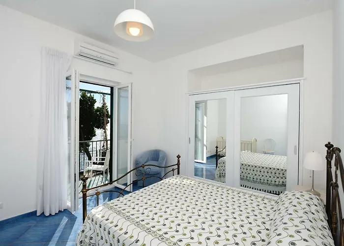 Apartment Blue Flowers A *